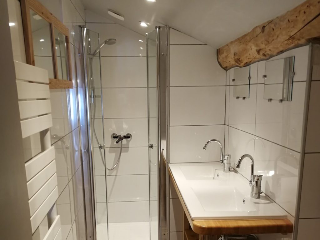 Longet bathroom